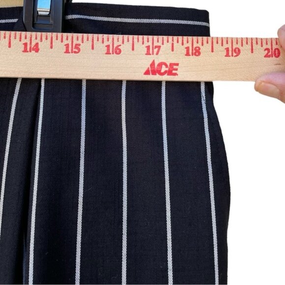 Forever 21 Women’s Relax Fit Pleated Black Pinstripe High Waist Trouser Sz 2X - Picture 5 of 13